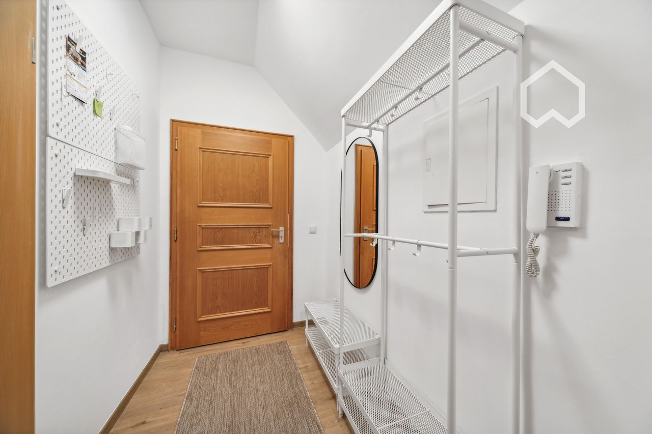 Comfortable And Quiet Room In Friendly 3bedroom Shared Appartment - 4