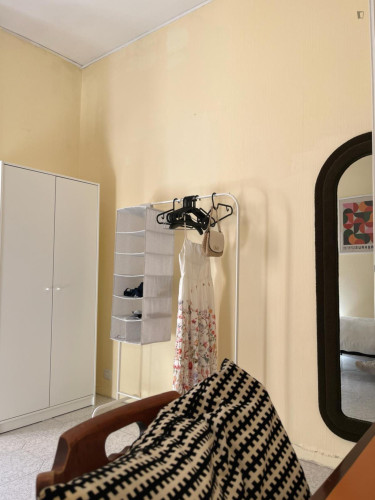 Single bedroom in Monteverde Nuovo
