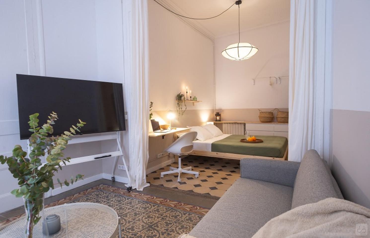 Double Room With TV (Mirallers Three) - 4