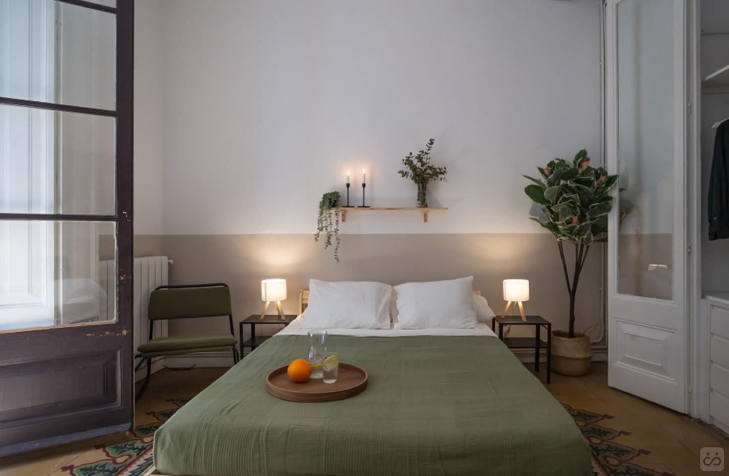 Double Room With Balcony And TV (Mirallers Five) - 3
