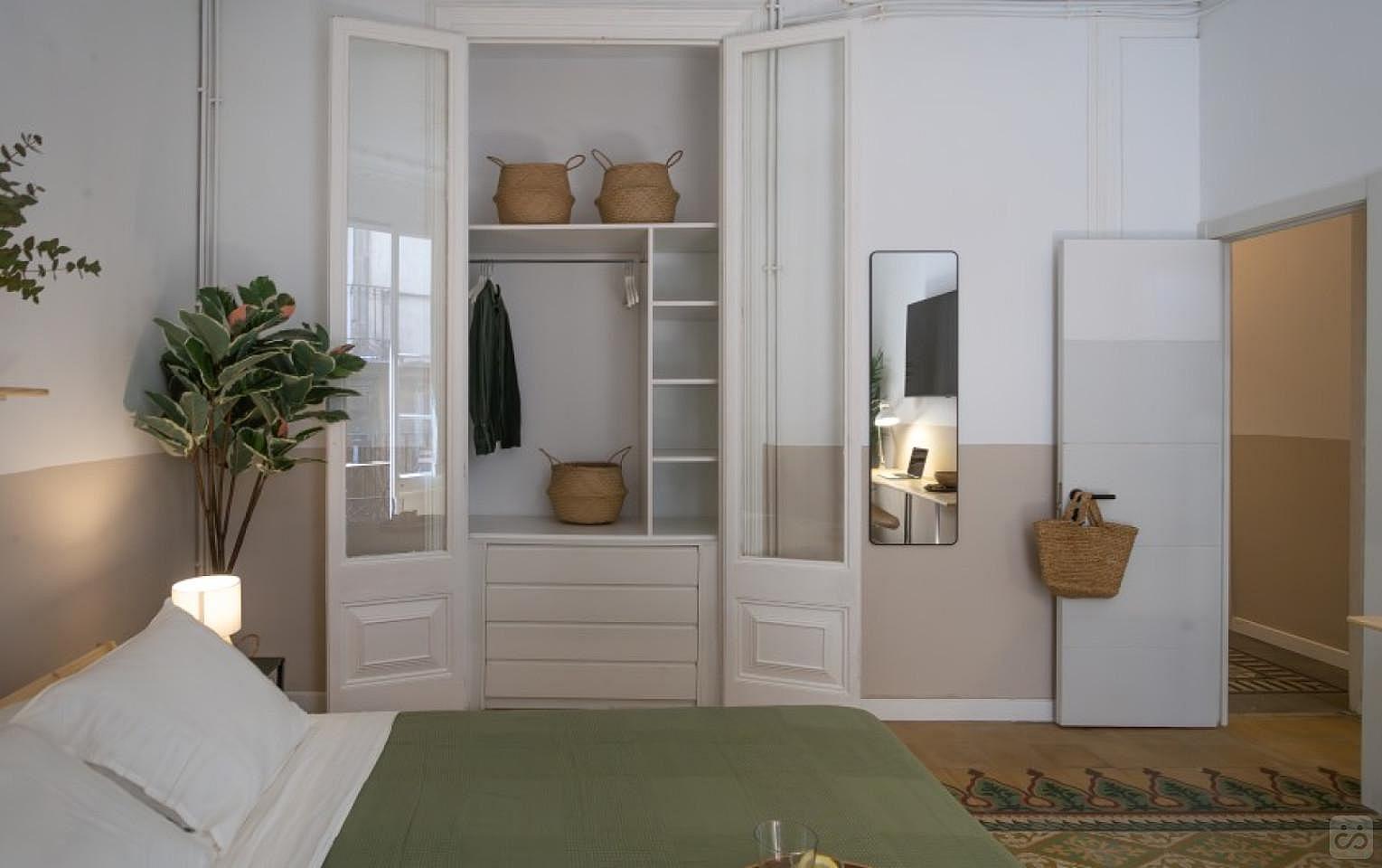 Double Room With Balcony And TV (Mirallers Five) - 5