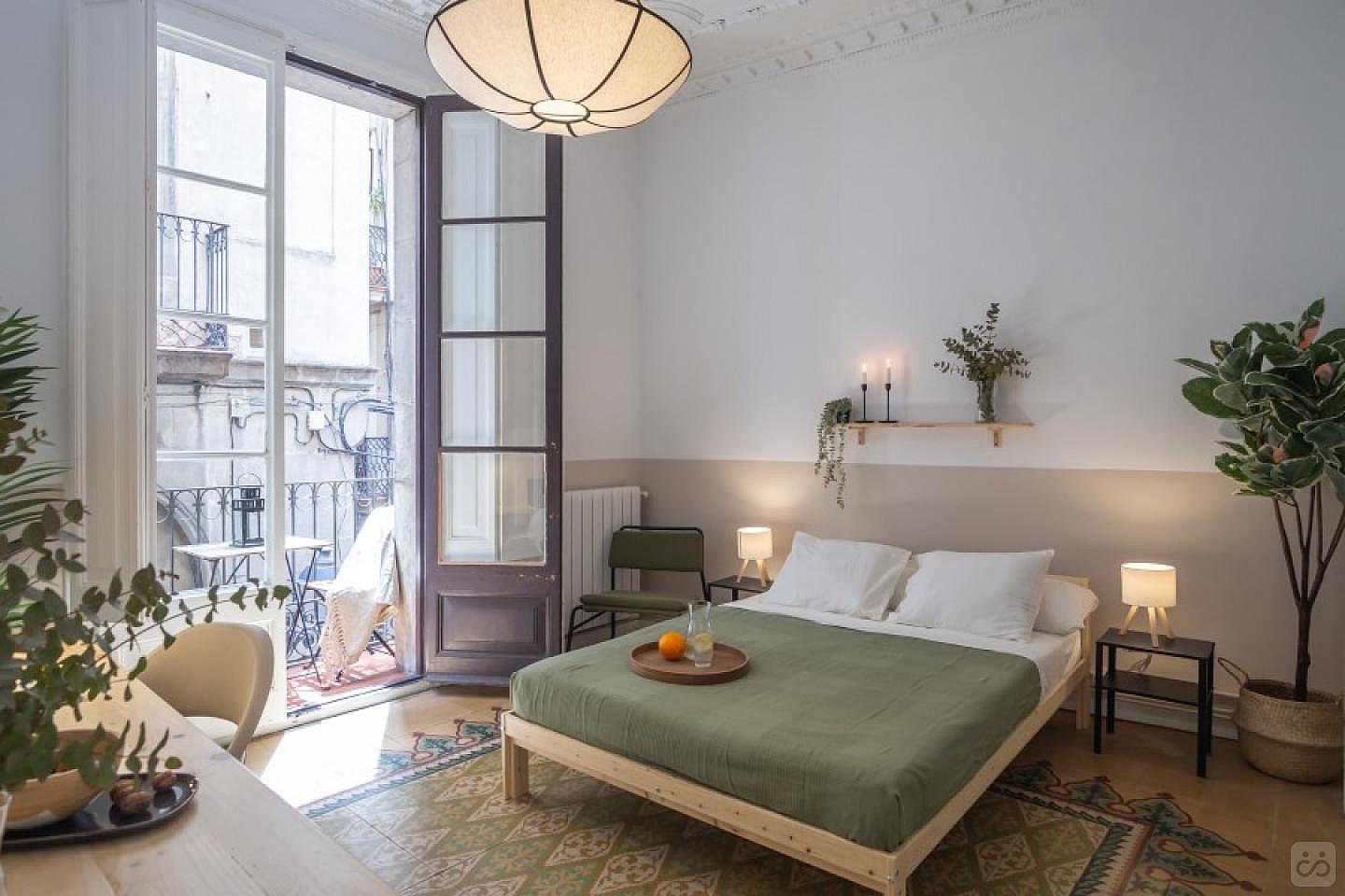 Double Room With Balcony And TV (Mirallers Five) - 1