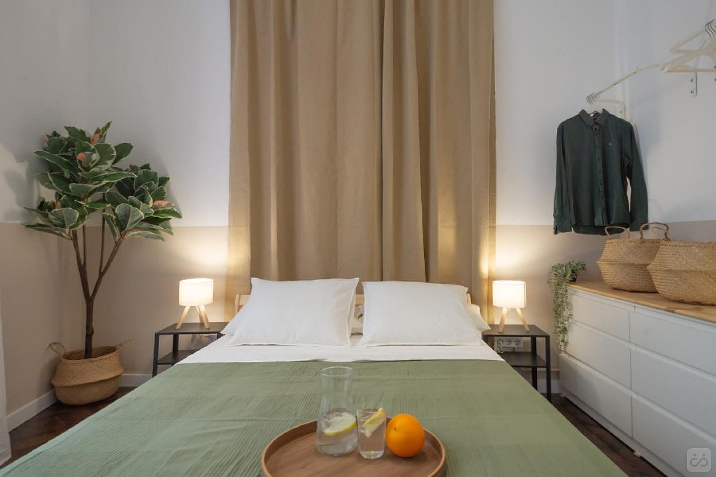 Double Room With Balcony (Mirallers Seven) - 2