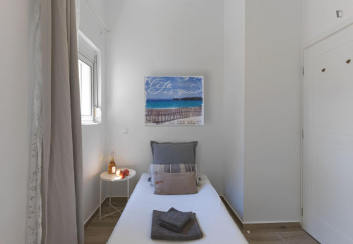 Excellent 2-bedroom apartment in Neos Kosmos  - Gallery -  5