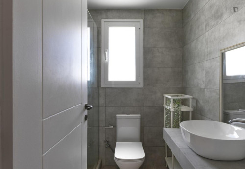 Excellent 2-bedroom apartment in Neos Kosmos