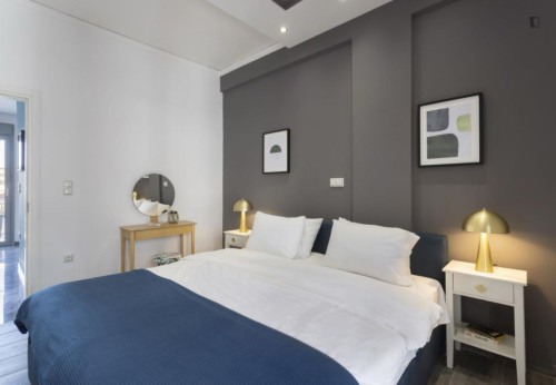 Welcoming 2-bedroom flat near the National Archaeological Museum  - Gallery -  5