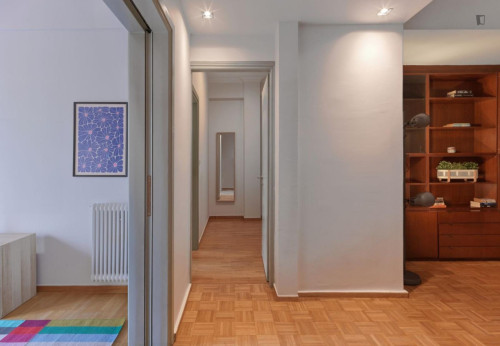 Charming 1-bedroom flat close to the University of Economics and Business (Troias Building)