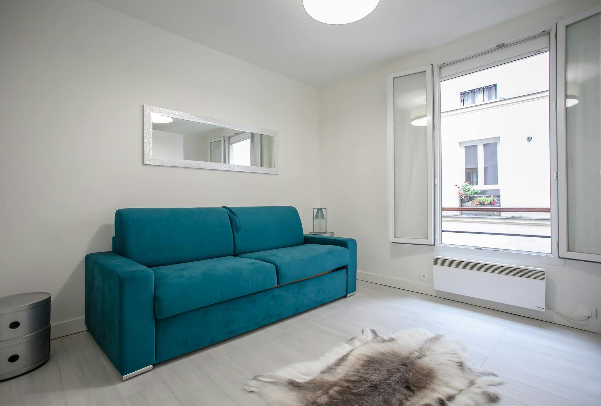  Entire Place  -  Rue Popincourt, Paris  - Gallery -  1