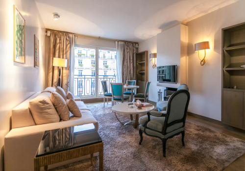 Avenue Montaigne, Paris