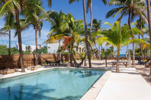 Selina Isla Mujeres - Entertainment