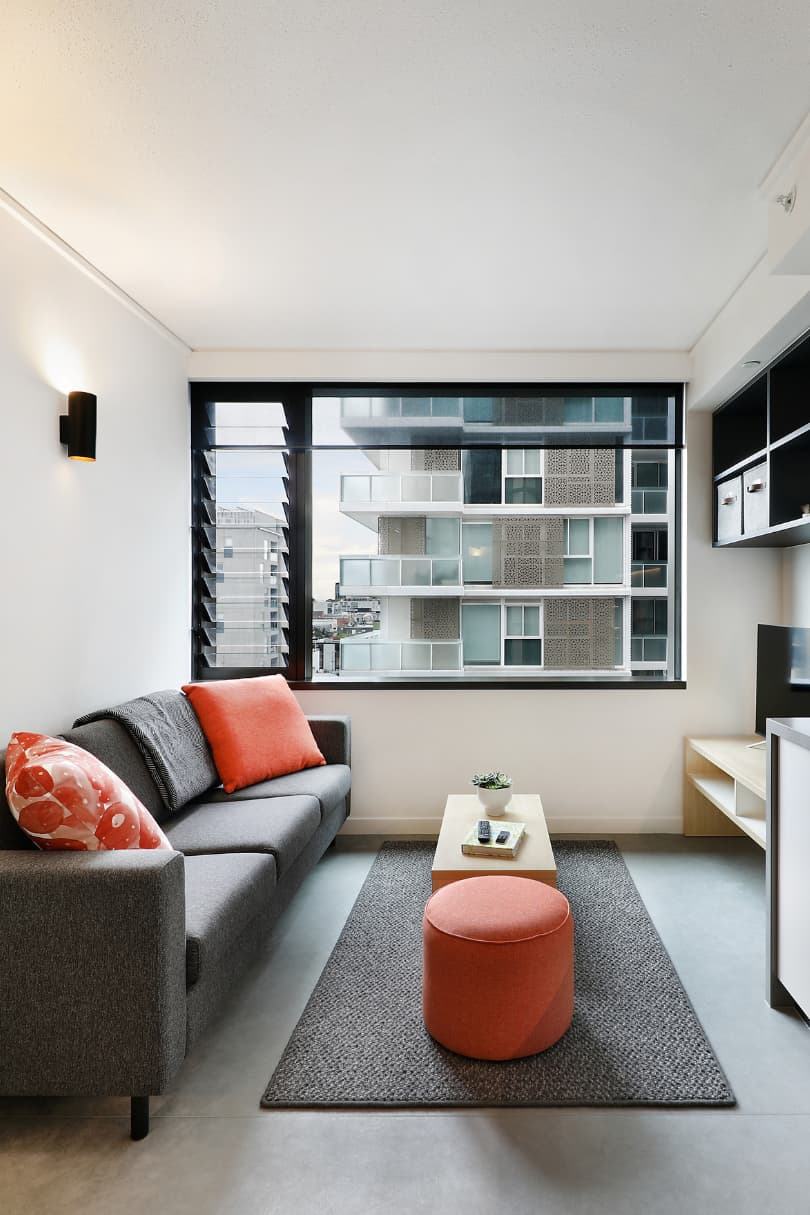 Single Bedroom – 6 Share Apt - Iglu South Yarra - Gallery - 4