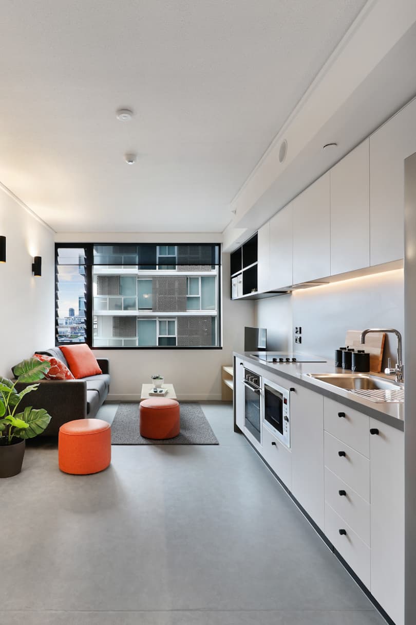 Premium Single Bedroom – 5 Share Apt - Iglu South Yarra - Gallery - 5