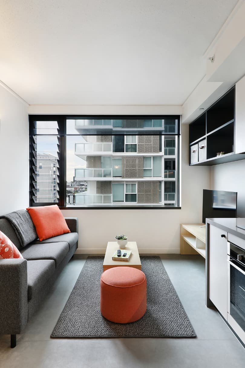 Single Bedroom – 5 Share Apt - Iglu South Yarra - Gallery - 6