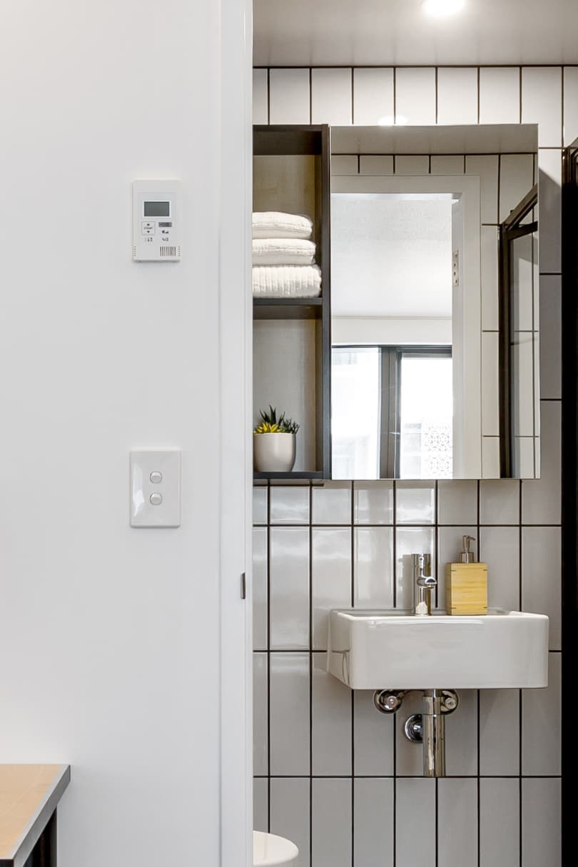 Standard Studio Apartment - Iglu South Yarra - Gallery - 5