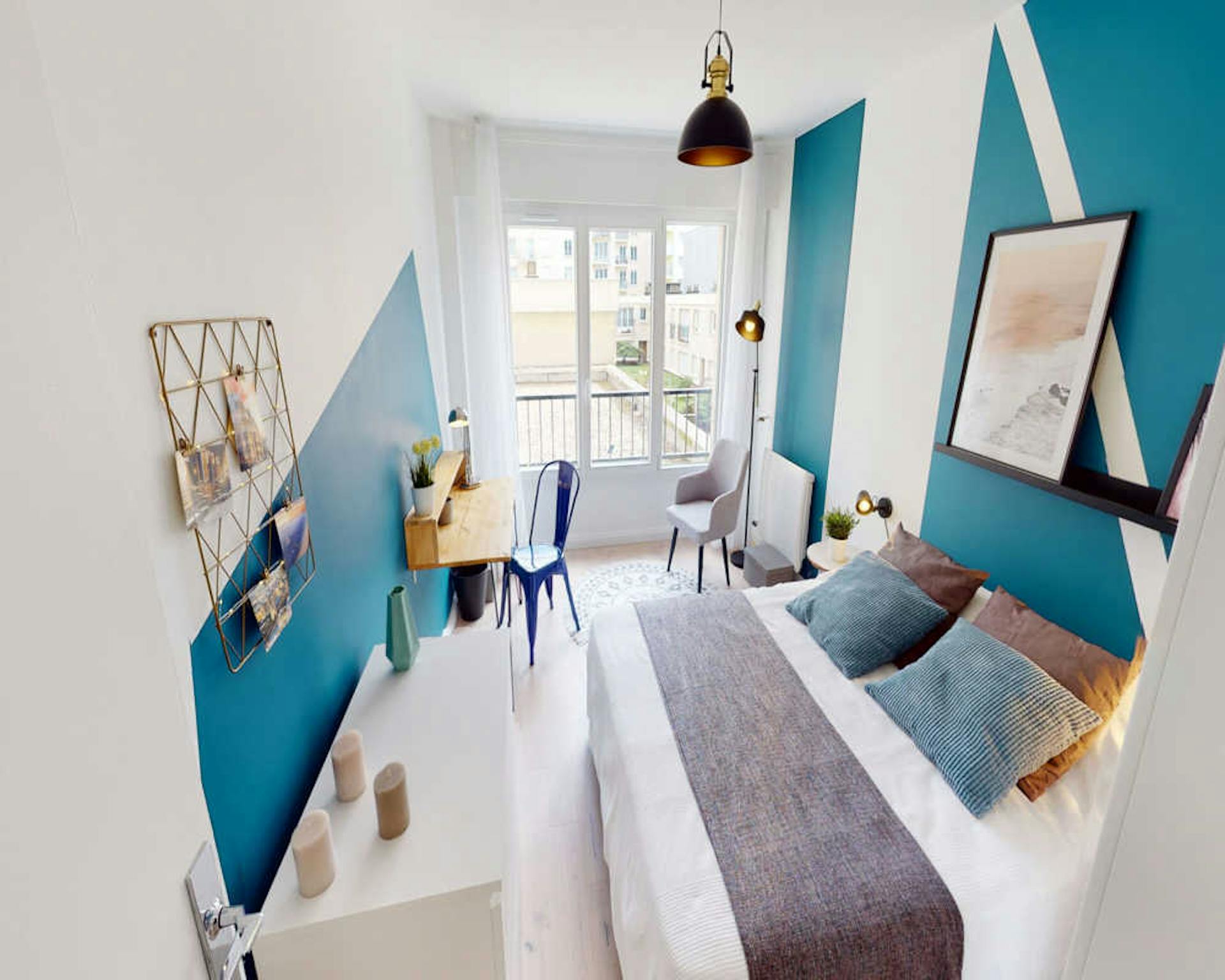  Private Room  -  Rue de Bagnolet, Paris  - Gallery -  1