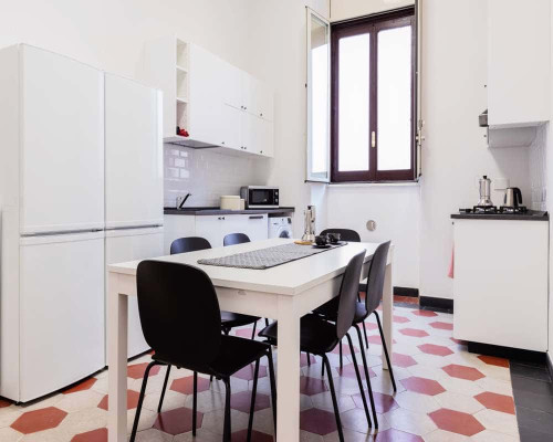 Stanza in Via Boncompagni