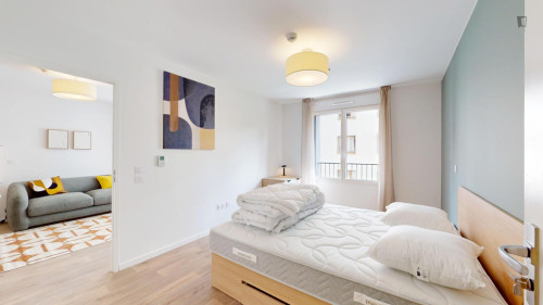 1-Bedroom apartment in residential Asnières-sur-Seine