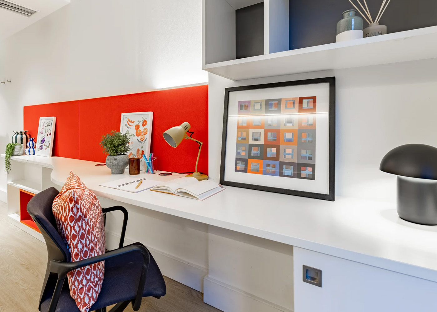  Premium Ensuite Lower Level  -  Londonist Spring Mews  - Gallery -  3