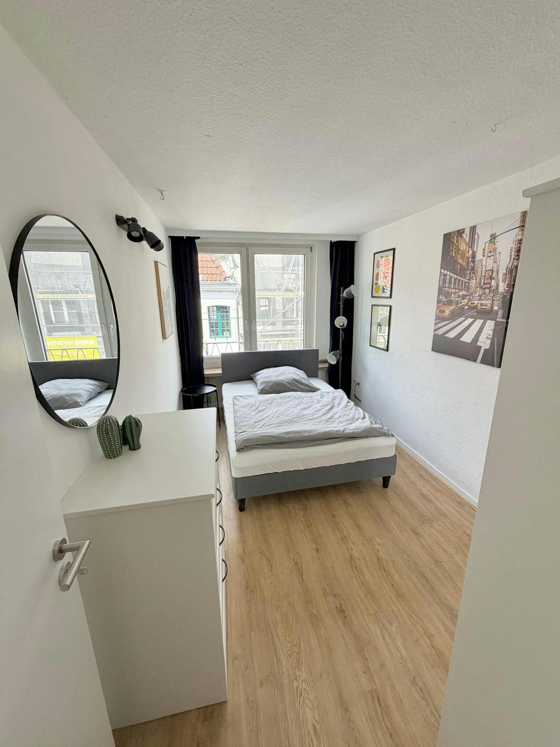 Private Room - Kurze Straße, Düsseldorf - Gallery - 1