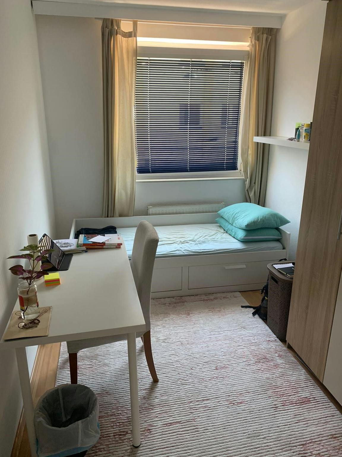  Private Room  -  Wiener Gasse, Vienna  - Gallery -  1