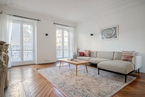 Stylish 2BR Apartment in Heart of Paris - Gallery - 26