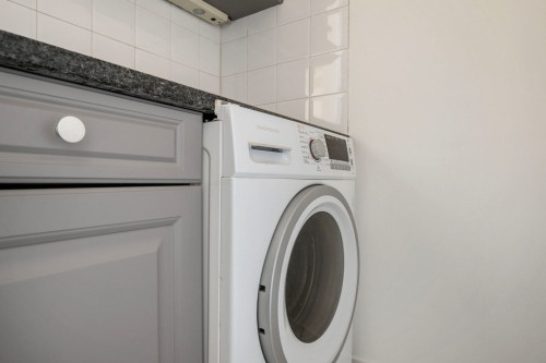 Stylish 2BR Apartment in Heart of Paris - Gallery - 5