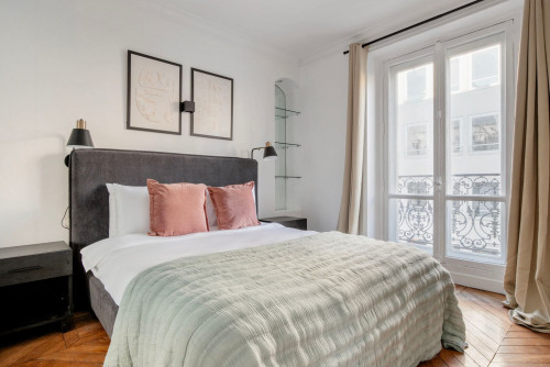 Stylish 2BR Apartment in Heart of Paris - Gallery - 16