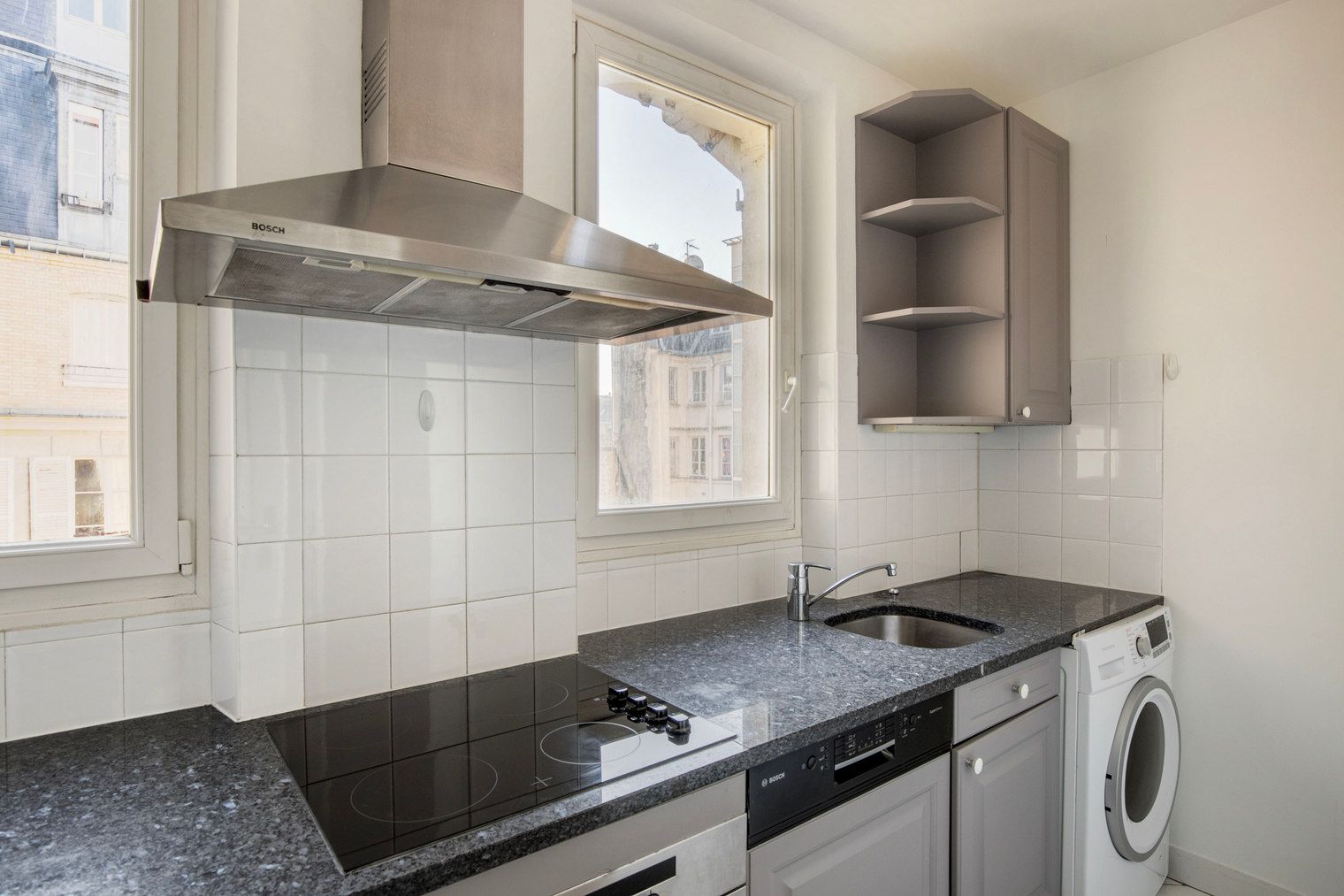 Stylish 2BR Apartment In Heart Of Paris - 20