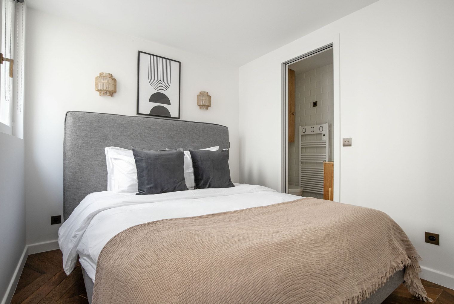 Chic One-Bedroom In The Heart Of Paris - 12