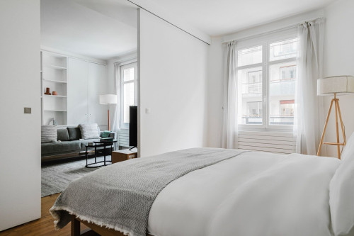 Chic One-Bedroom Apartment in Paris' Passy