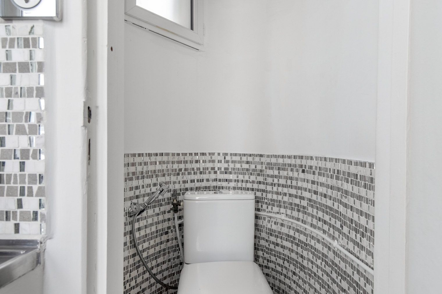 Chic Parisian One-Bedroom Oasis Awaits You - 5