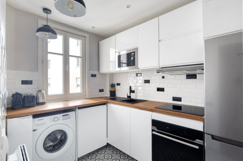 Charming Fully Furnished Parisian Oasis