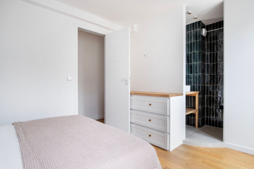 Charming Le Marais 1-Bedroom Retreat - Gallery - 10