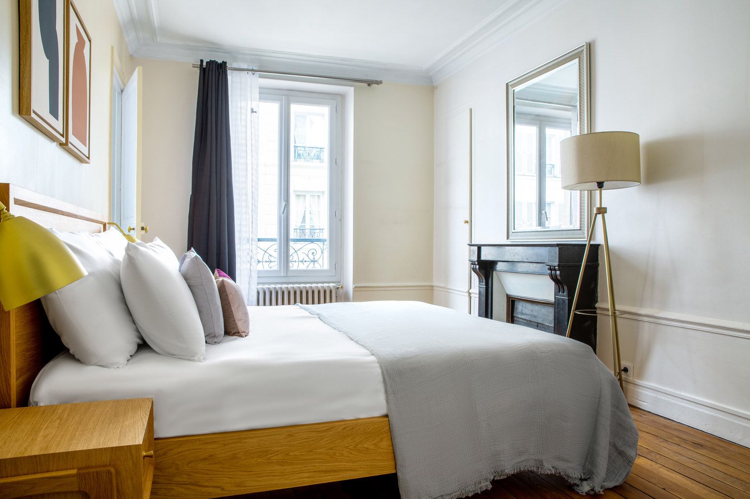 Charming Two-Bedroom In Saint Victor, Paris! - 6