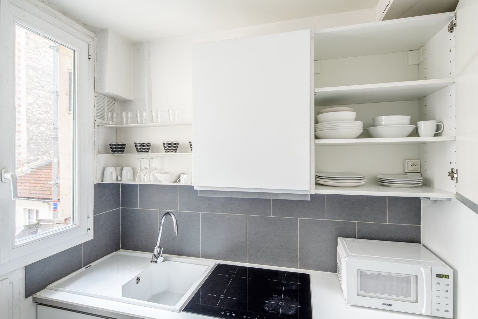 Charming Two-Bedroom In Saint Victor, Paris! - 11