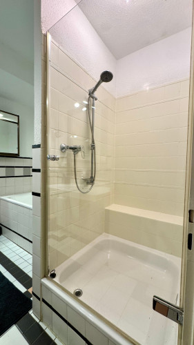 Stylish spacious apartment between Düsseldorf and Neanderthal - Gallery - 5