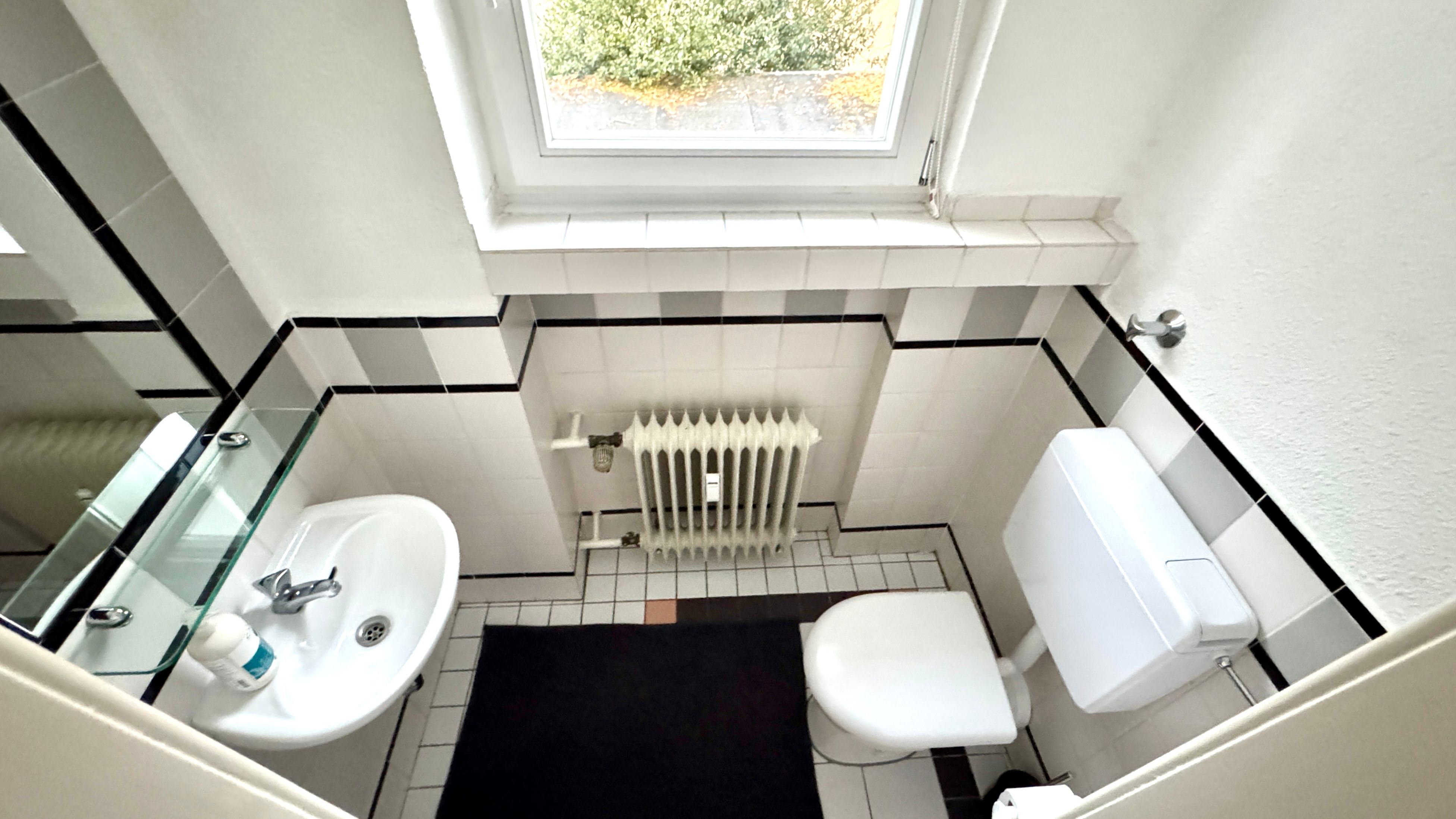 Stylish Spacious Apartment Between Düsseldorf And Neanderthal - 2