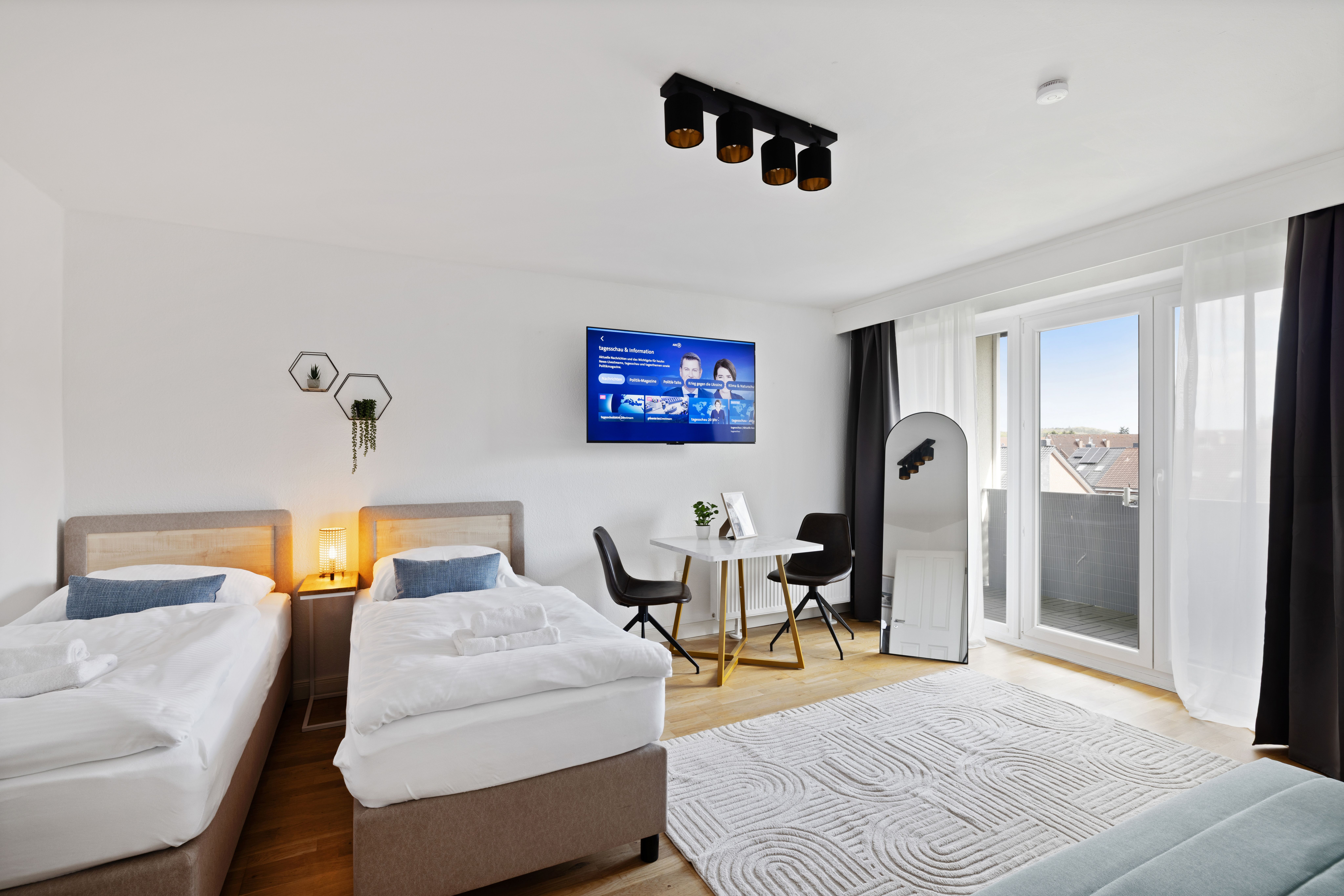 Modern Business-Apartment With Balcony  -  Modern Business-Apartment with Balcony  - Gallery -  11