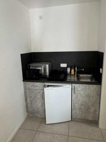 Stylish studio flat near Frankfurt Airport  - Gallery -  5