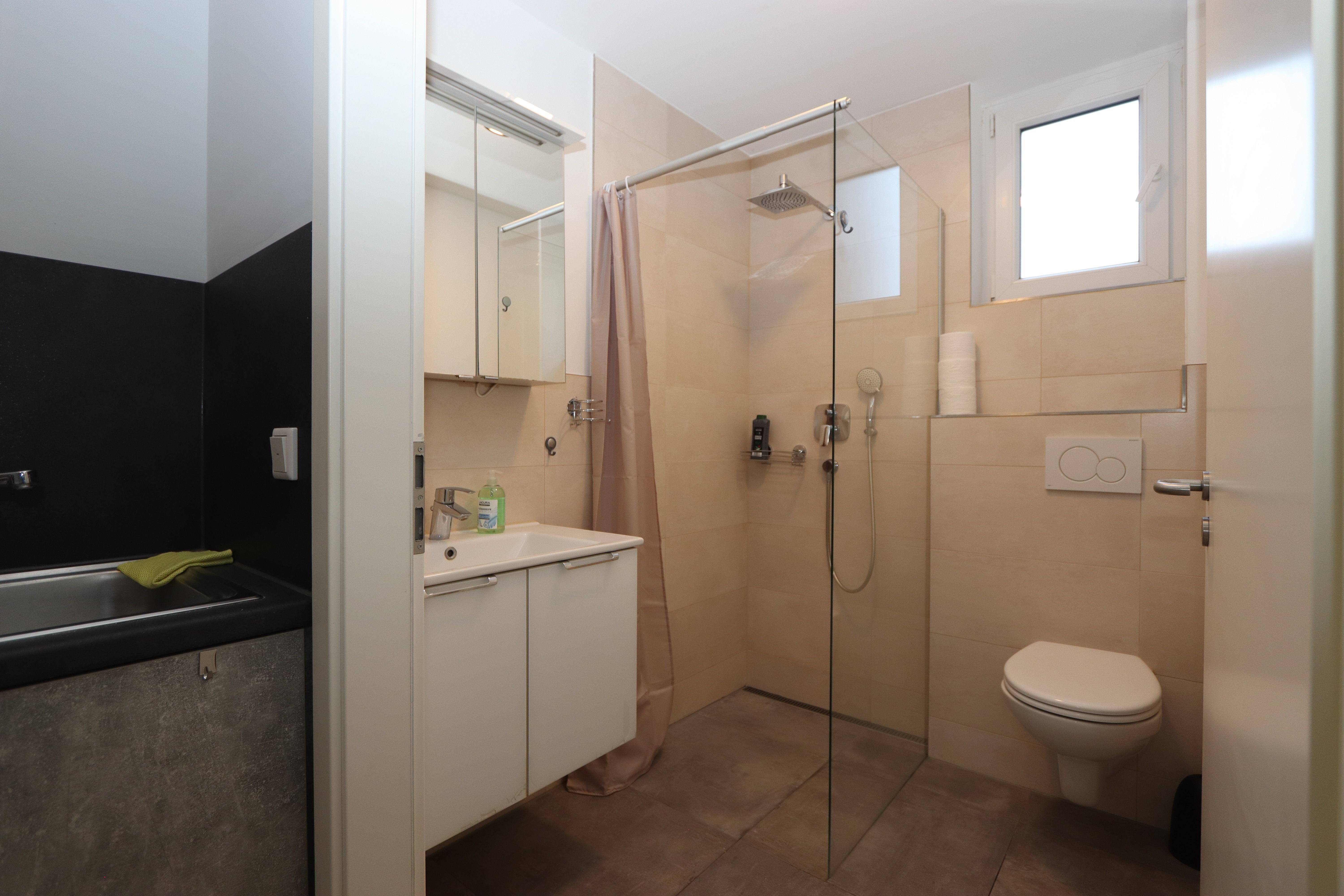  Stylish Studio Flat Near Frankfurt Airport  -  Stylish studio flat near Frankfurt Airport  - Gallery -  4