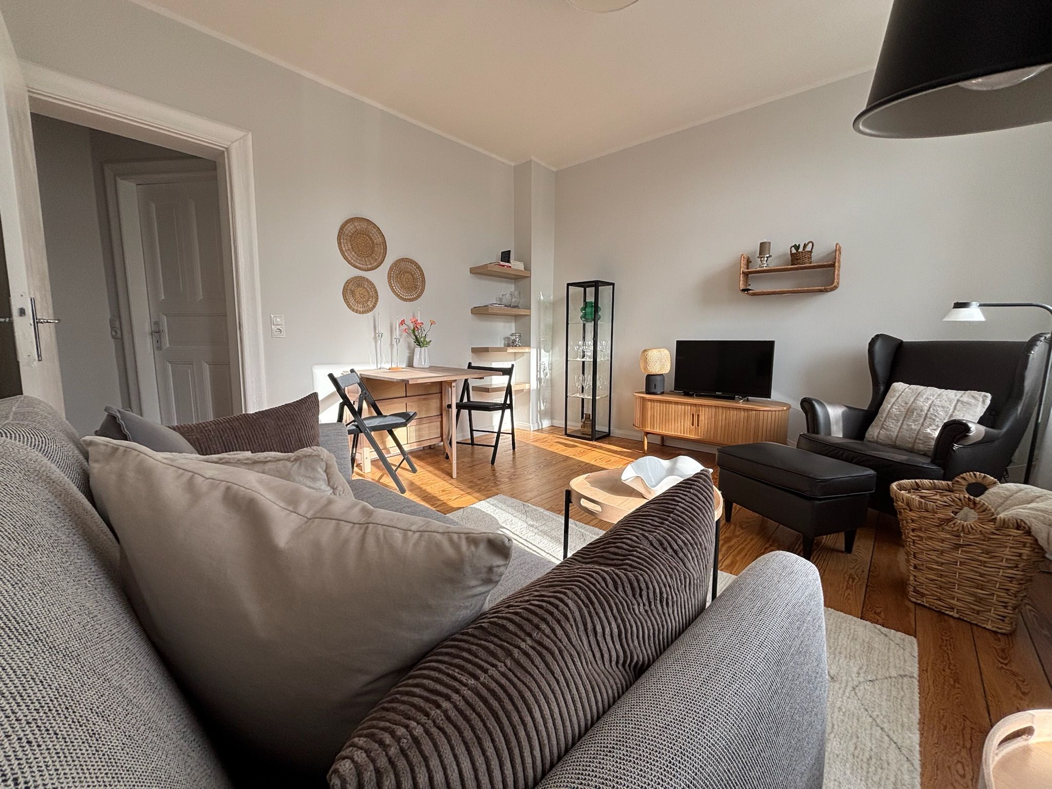 Bright & Amazing Apartment Located In Kiel - 8