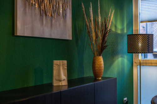 Cozy DOR – Stylish Apt. Parking & Netflix - Gallery - 18