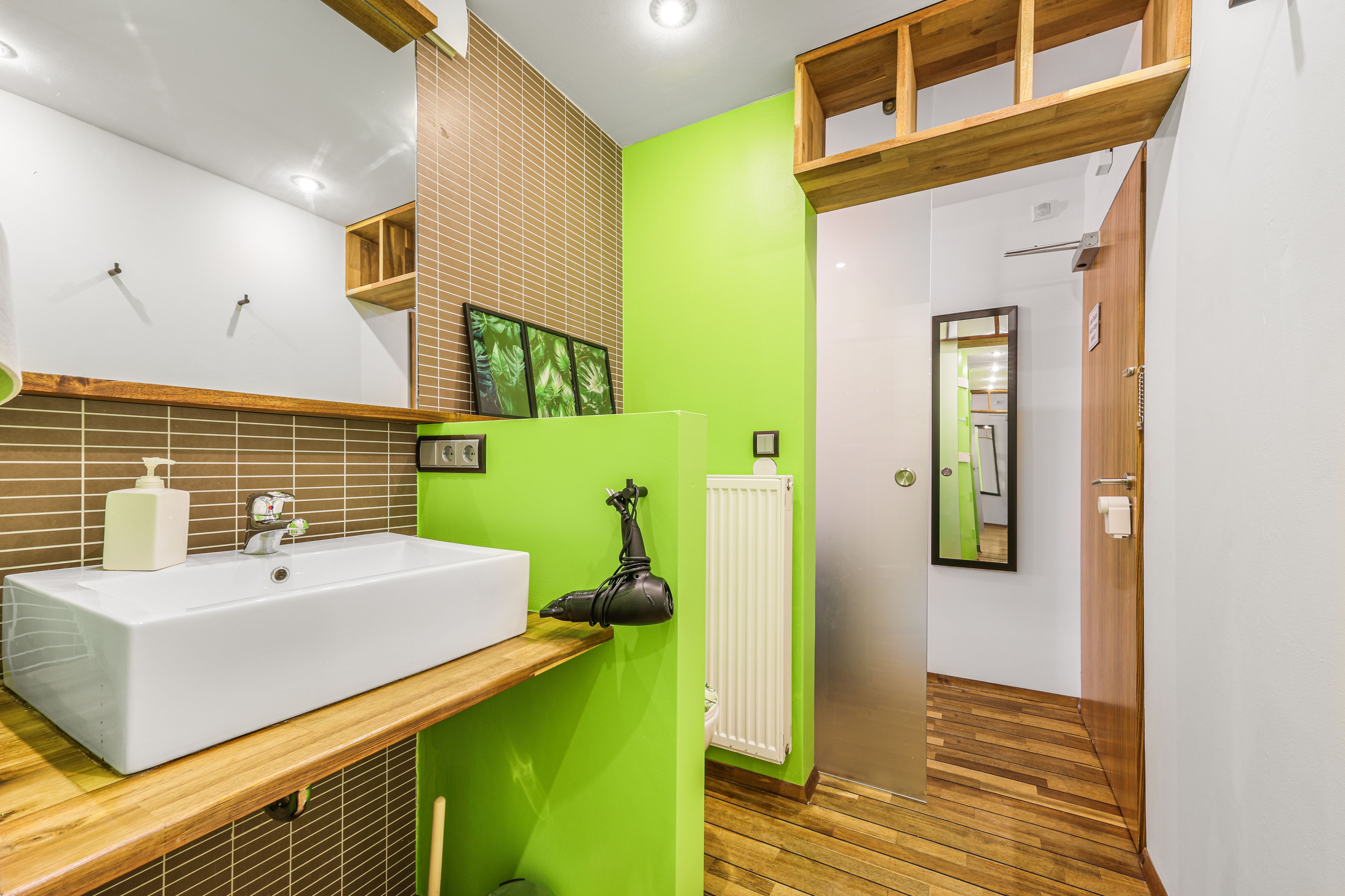  Modern, Fully Equipped Studio Apartment In A Prime Location At Klenzepark  -  Modern, fully equipped studio apartment in a prime location at Klenzepark  - Gallery -  20