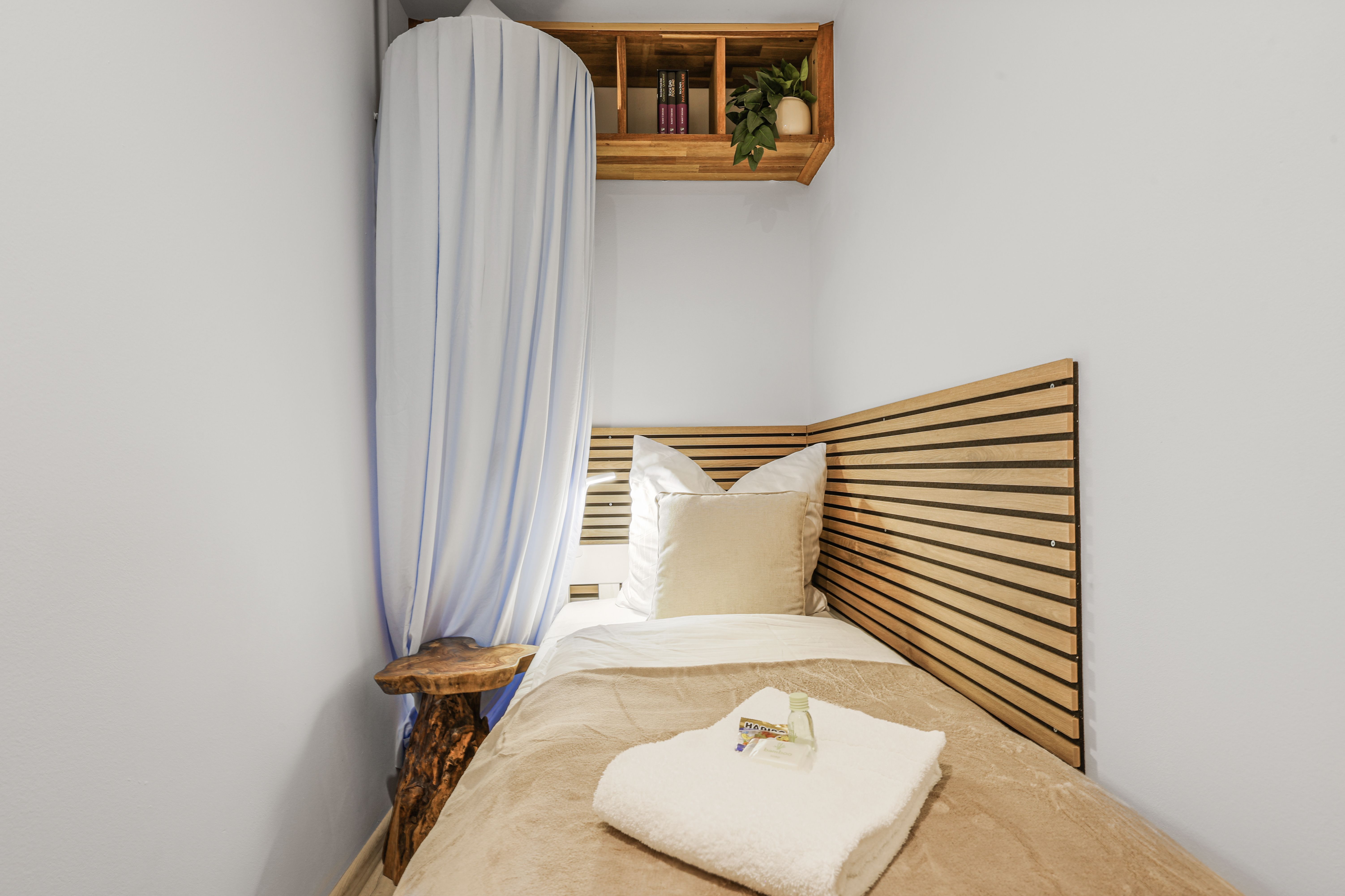  Modern, Fully Equipped Studio Apartment In A Prime Location At Klenzepark  -  Modern, fully equipped studio apartment in a prime location at Klenzepark  - Gallery -  15