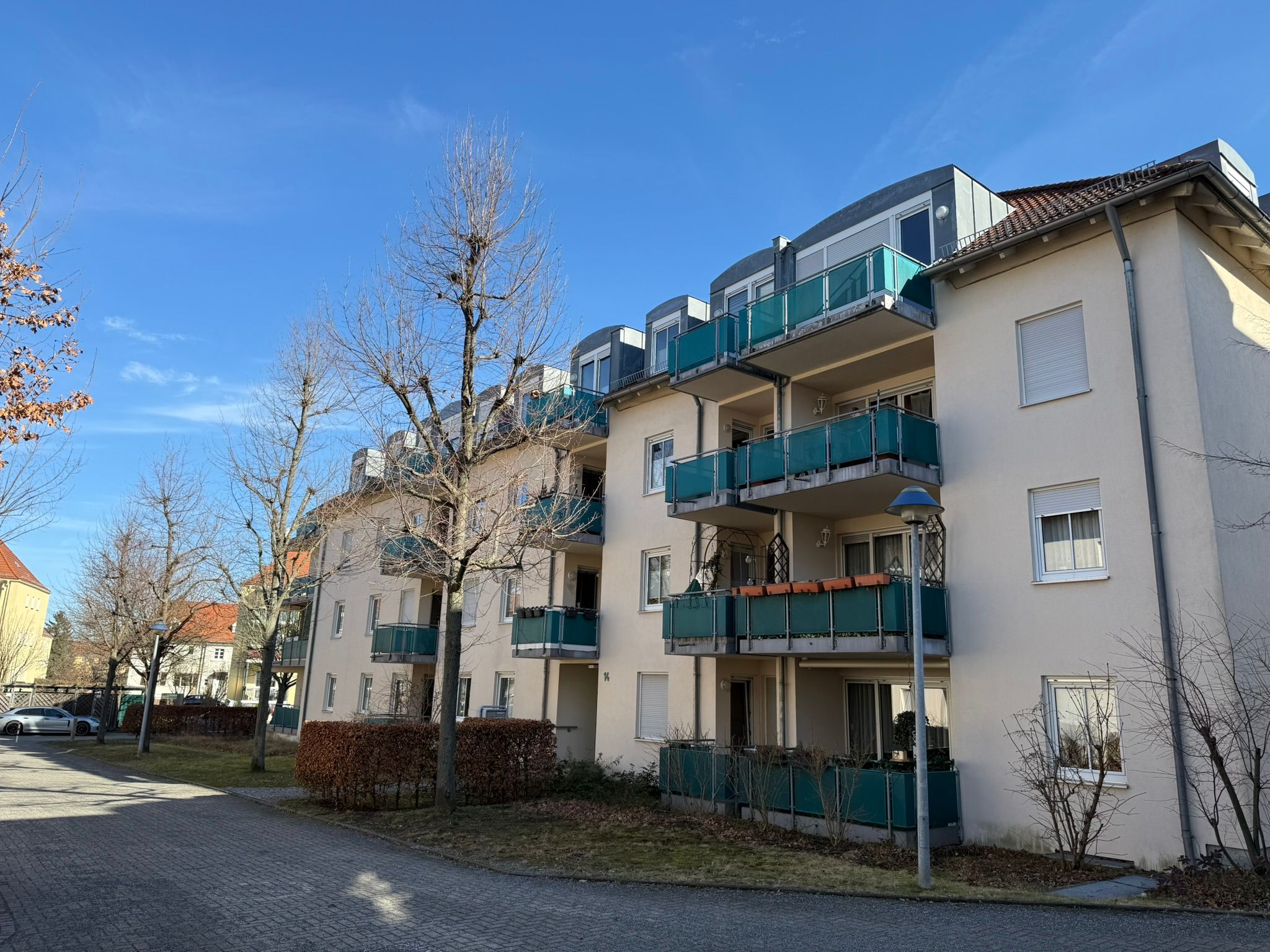 City Apartment With Balcony - 3