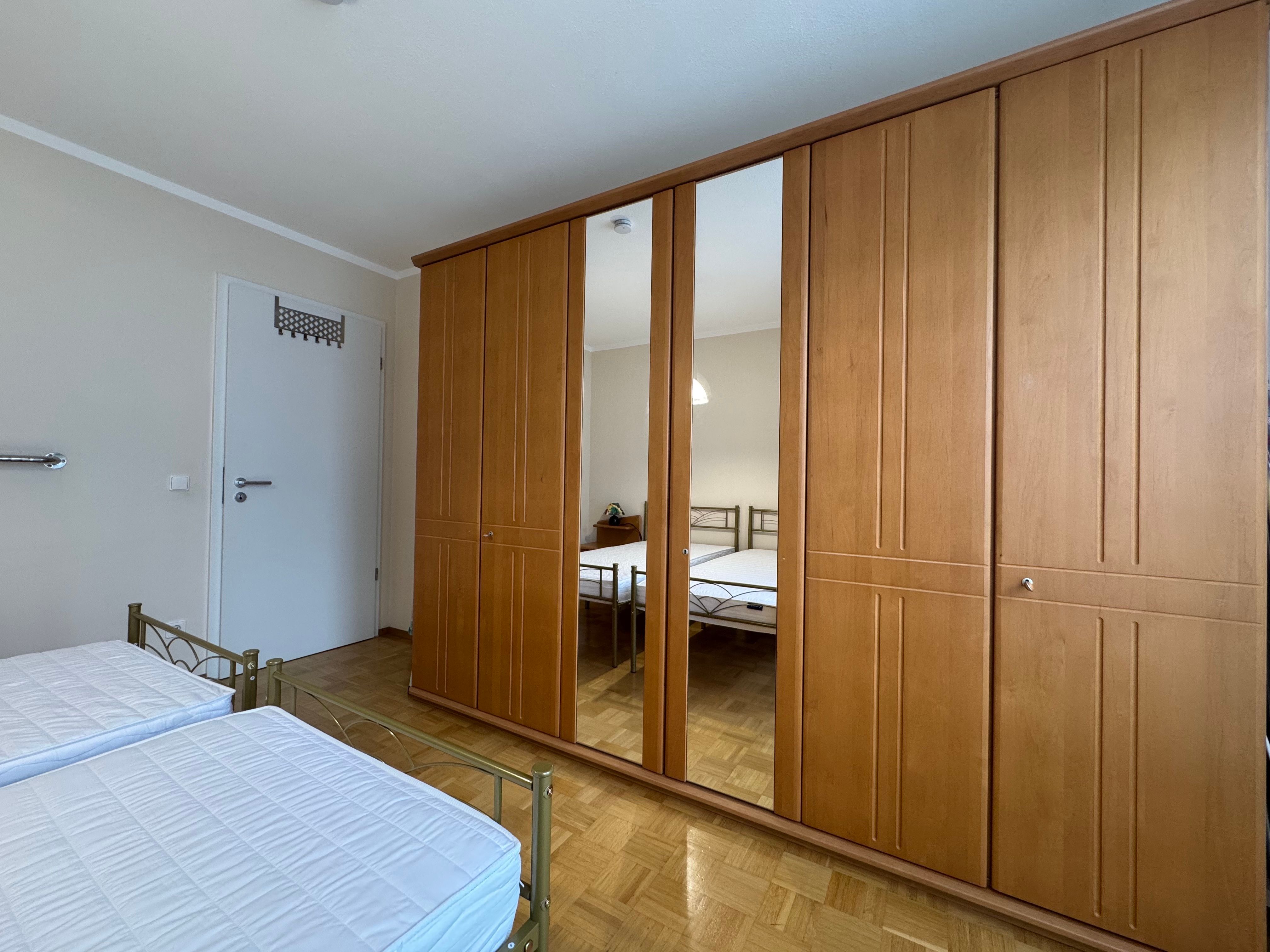  Business Home Augsburg-Pfersee: Near Main Station, WiFi, Balcony & Washing Machine  -  Business Home Augsburg-Pfersee: Near Main Station, WiFi, Balcony & Washing Machine  - Gallery -  10