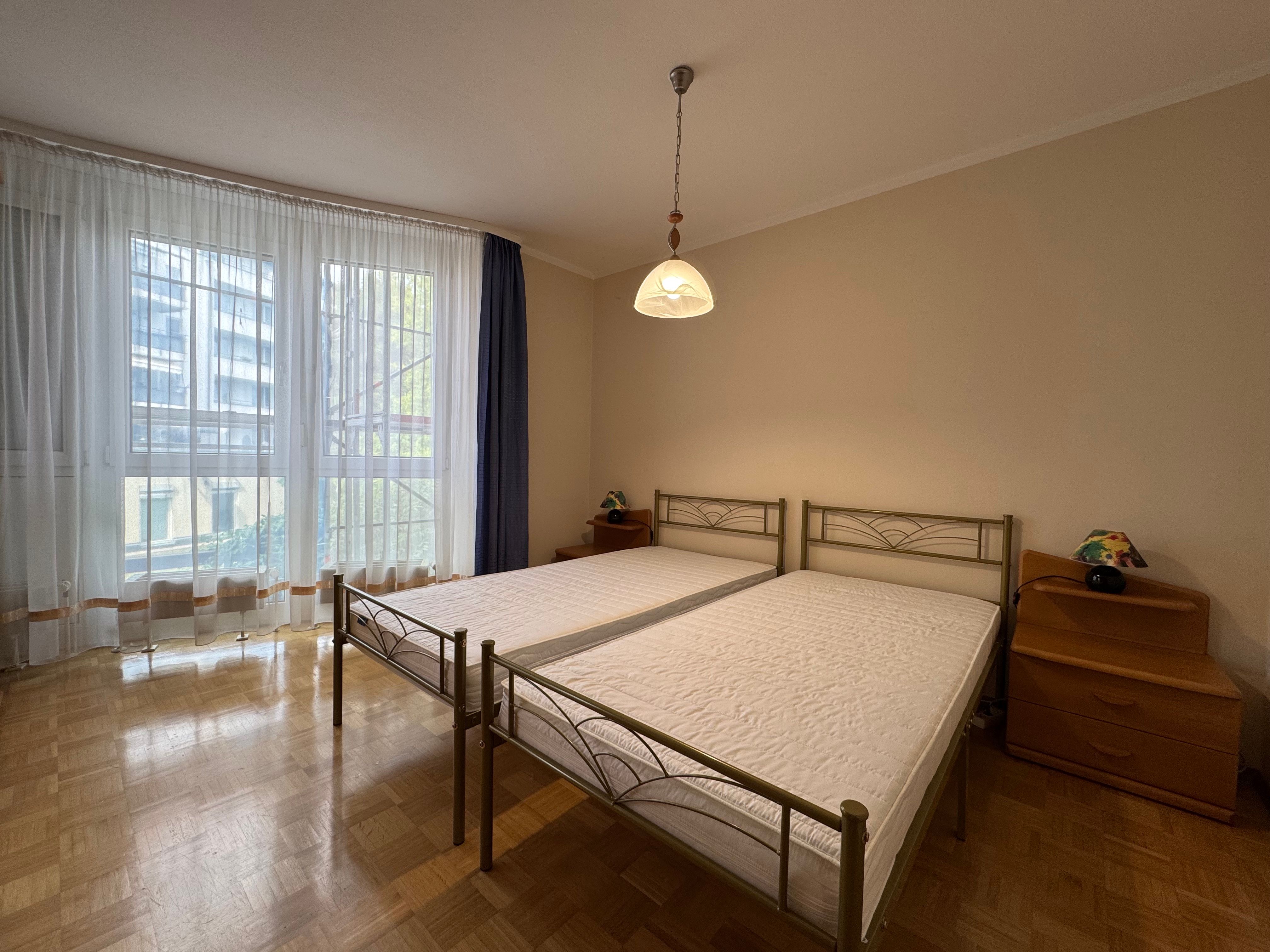  Business Home Augsburg-Pfersee: Near Main Station, WiFi, Balcony & Washing Machine  -  Business Home Augsburg-Pfersee: Near Main Station, WiFi, Balcony & Washing Machine  - Gallery -  11