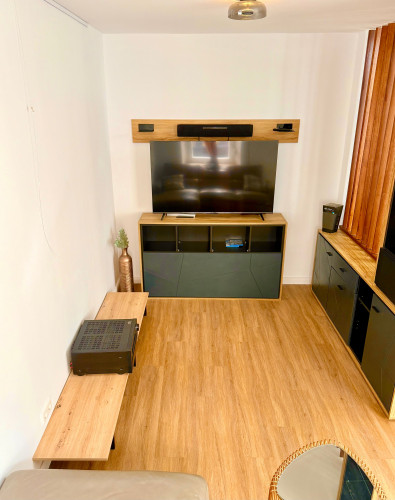 Exclusive Renovated & Furnished Apartment in City Center