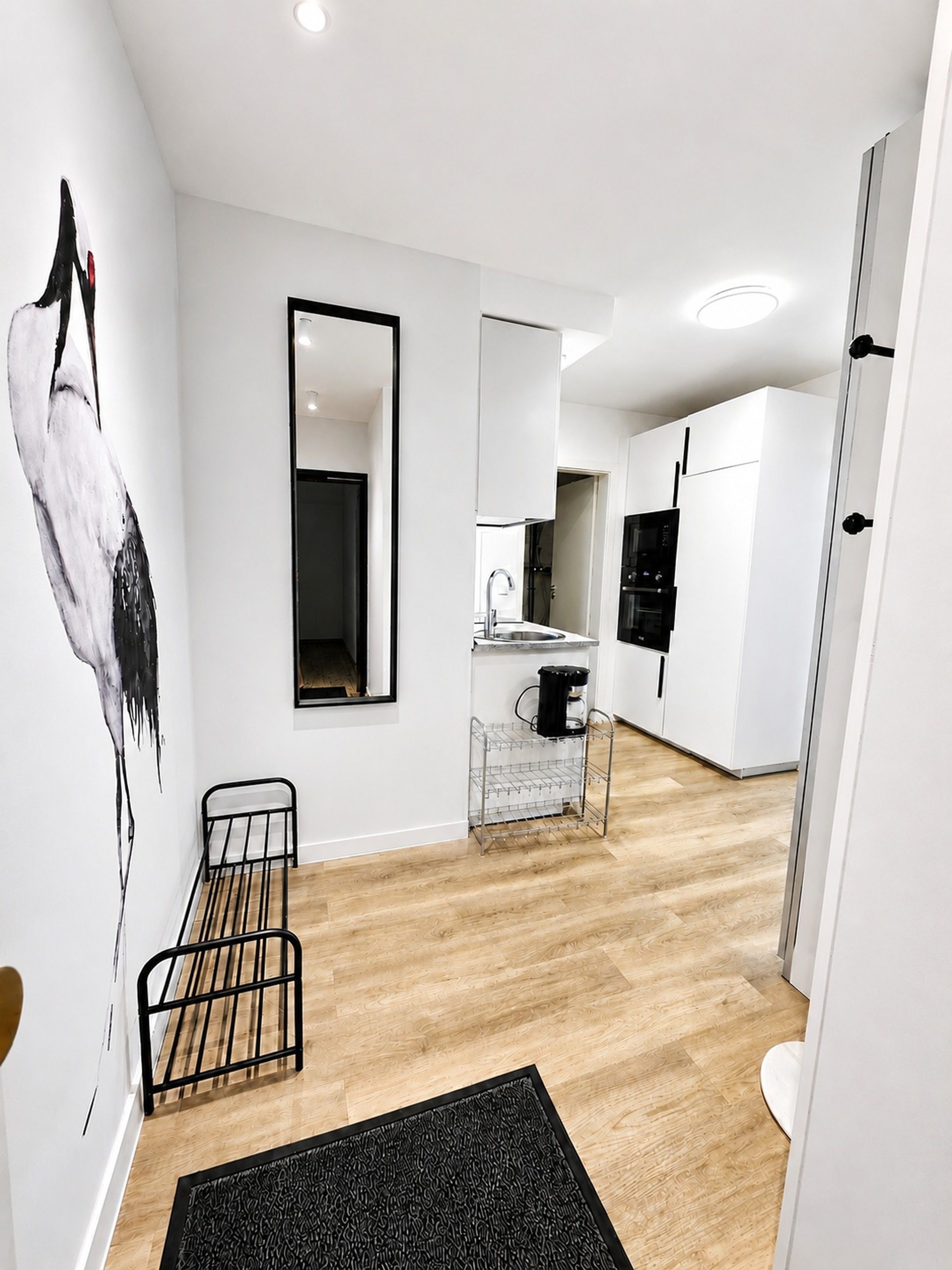 Top 1-Room Apartment With Kitchen, Düsseldorf / Parking Space - 8