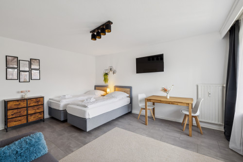 Modern Living Apartment centrally located